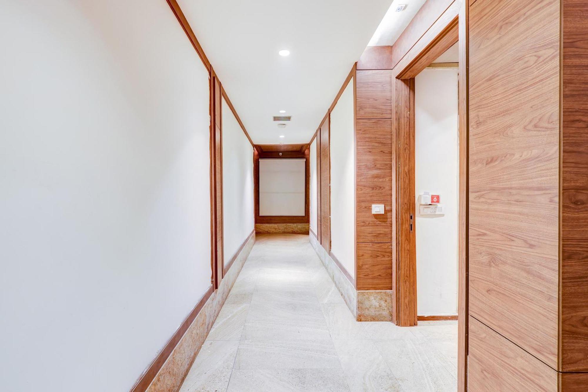 Super Townhouse Chhatarpur Near Metro Park Ню Делхи Екстериор снимка