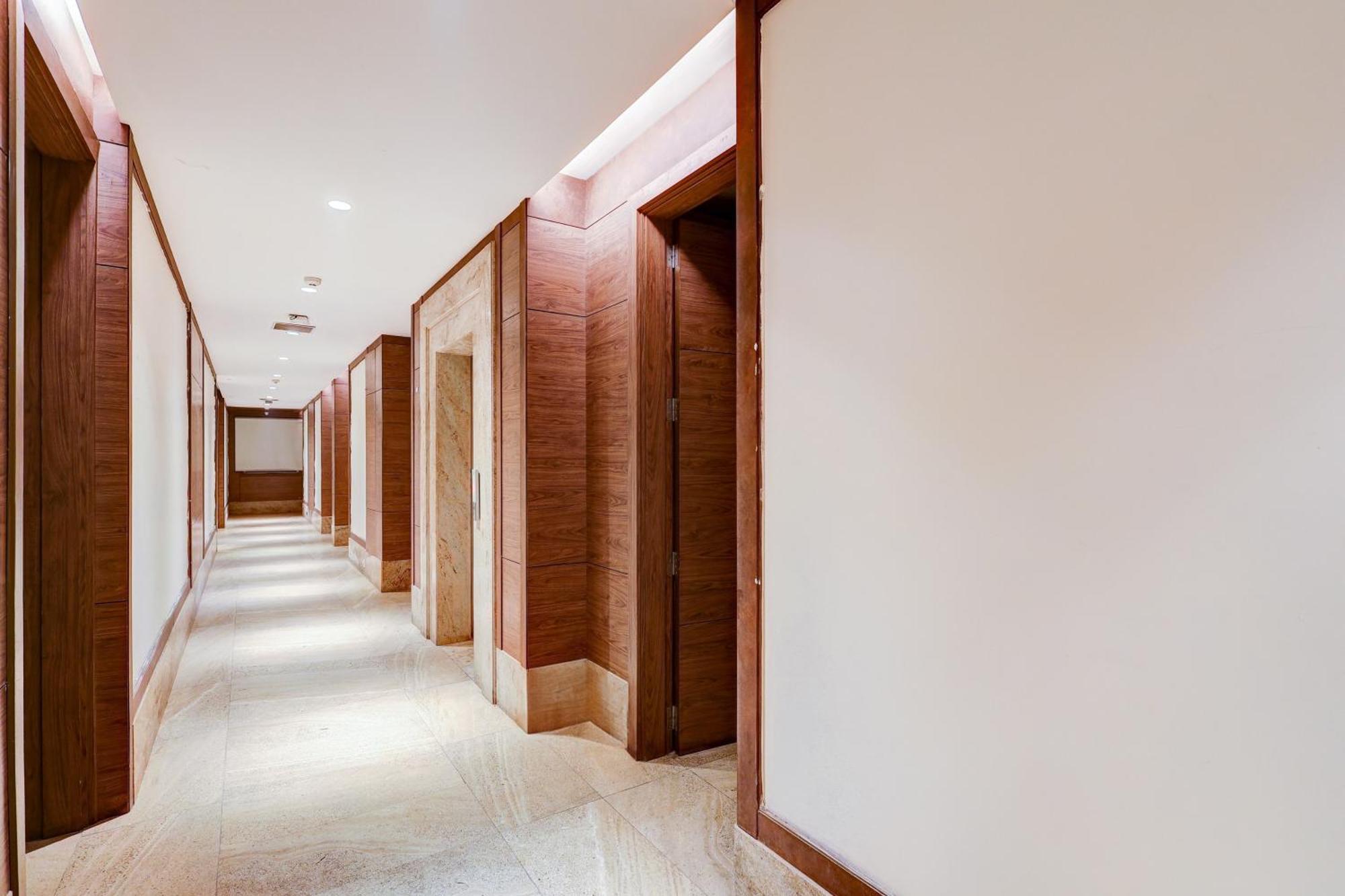 Super Townhouse Chhatarpur Near Metro Park Ню Делхи Екстериор снимка